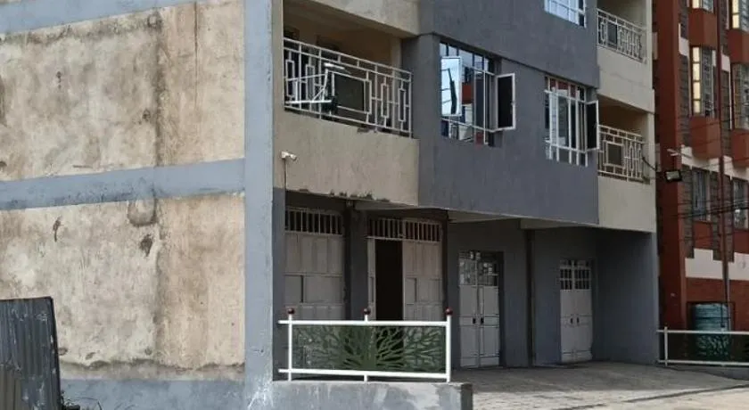 Rosslyn Suites - Image 1