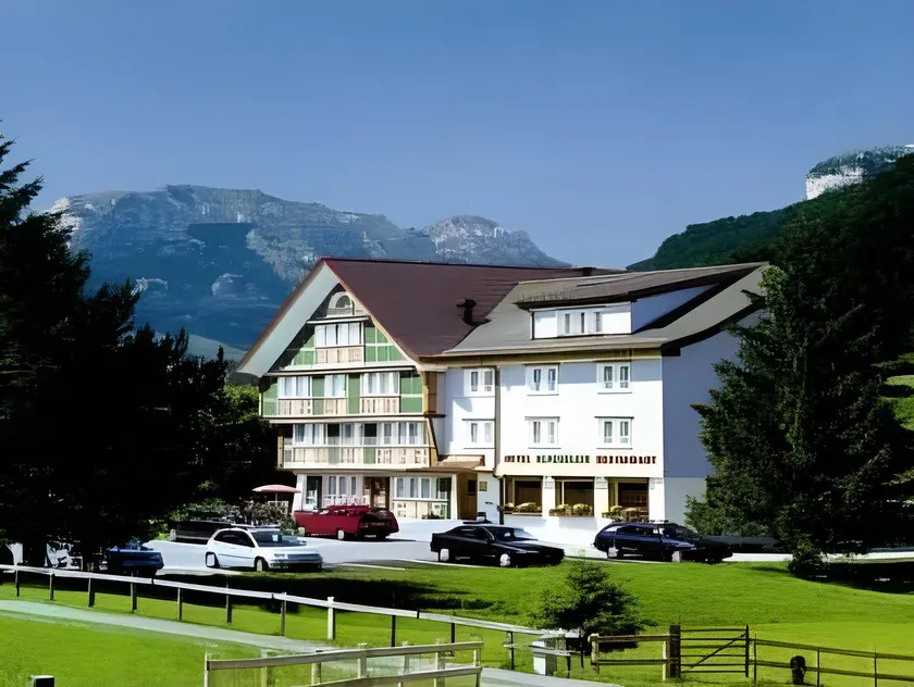 Hotel Alpenblick - Image 1