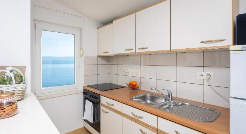 Seaview Apartment Gogi - Image 1