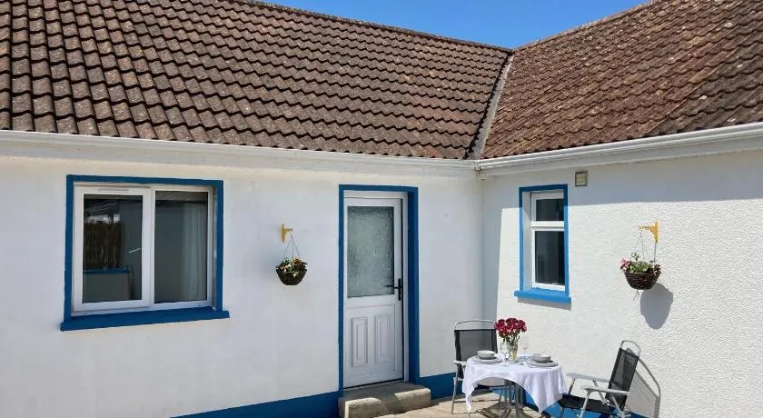 little lodge - Image 1