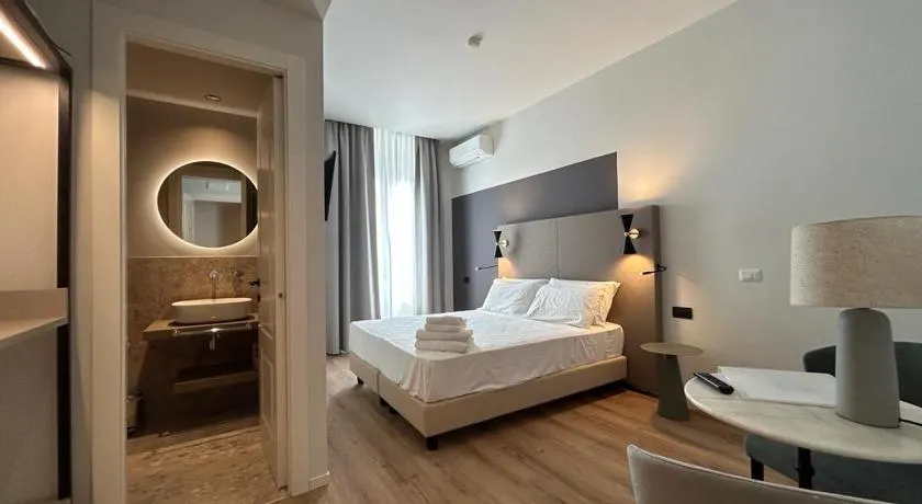 Hotel Porta Pia - Image 1
