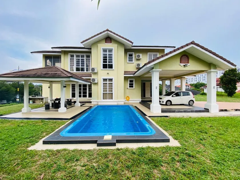 Homestay Ayer Keroh - Image 1