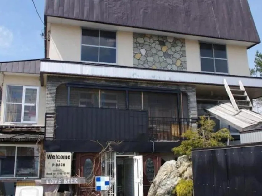 P-Dash Garden Backpackers - Image 1