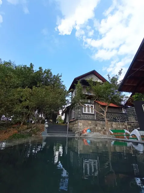 Pet friendly private pool villa near bangalore - Image 1