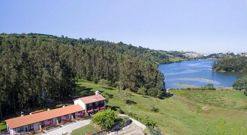 Apartamentos Rurales Las Garzas de Oyambre - Image 1