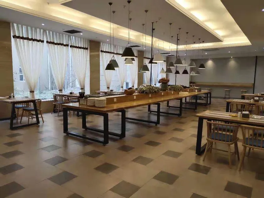 Kangen International Business Hotel - Image 1