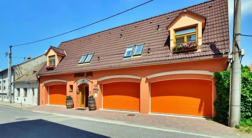 Vinařský dvůr Valtice - Image 1