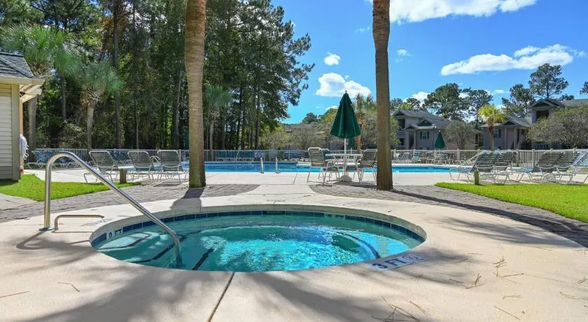 53E Bayside Birdie condo - Image 1