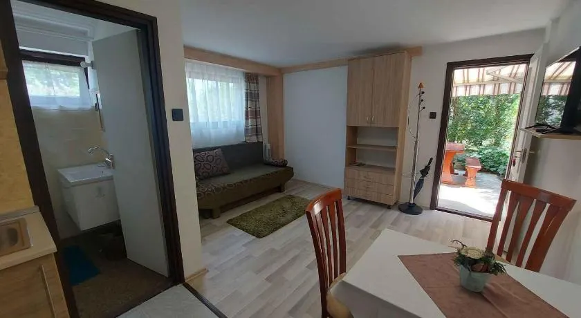 Apartment in Balatonfoldvar 18542 - Image 1
