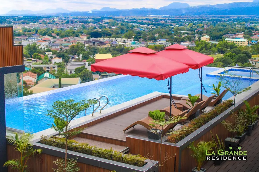 La Grande Residence unit 2-909 - Image 1