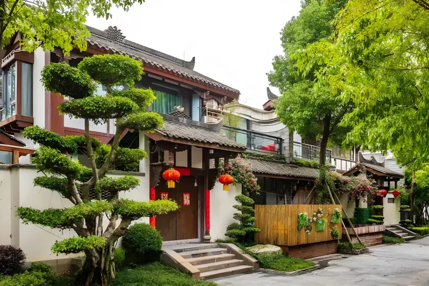 Floral Hotel · Chengdu Hou Zhai You Zhu Hotel - Image 1