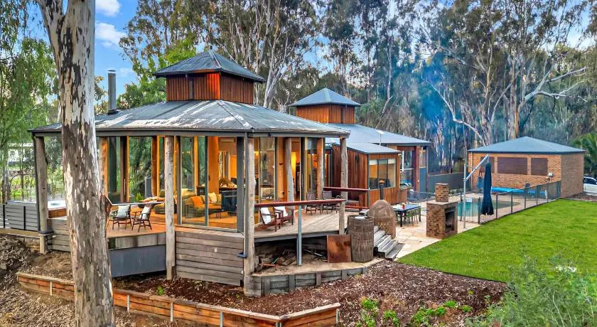 The Treehouse - Image 1