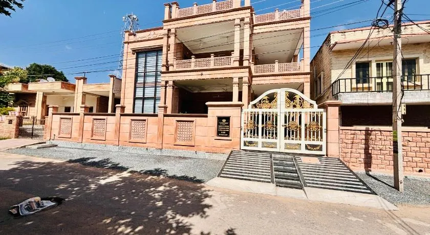 Liliyan Palace Guest house - Image 1