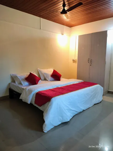 SEADECK BEACH HOMESTAY - Image 1