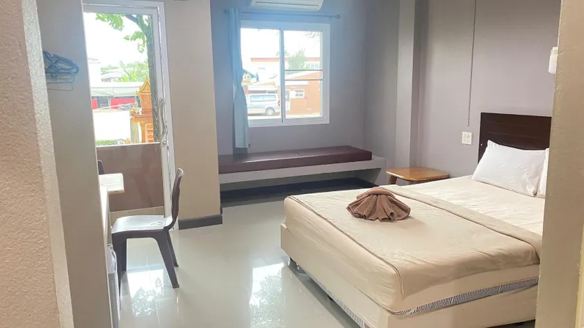 Meesuk hotel - Image 1