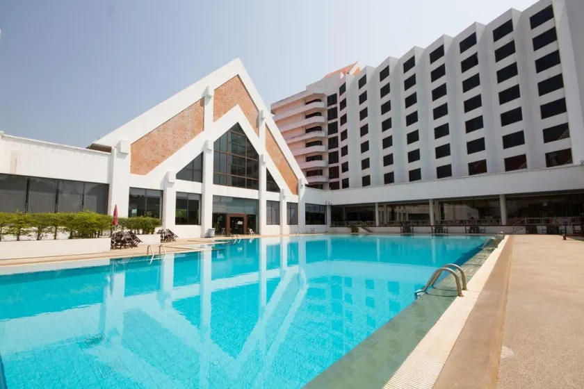 Rimpao Hotel - Image 1