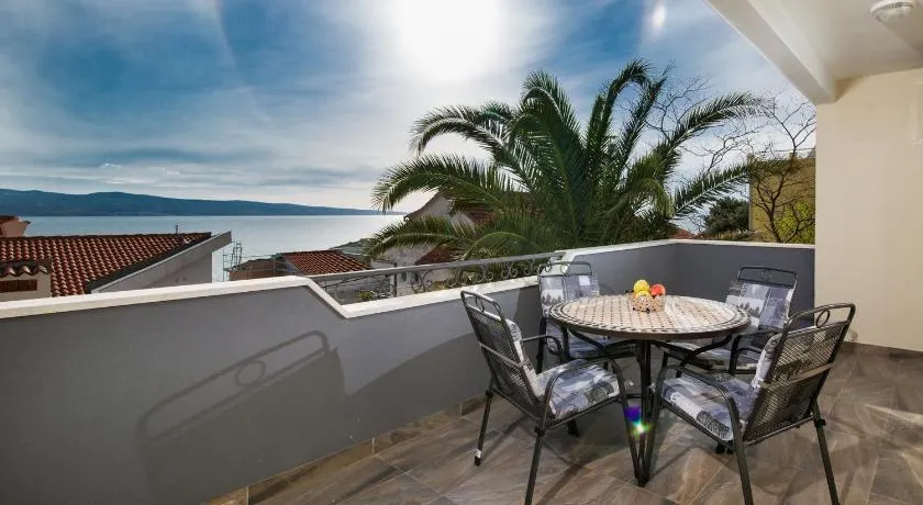 Cezar Luxury Apartment - Image 1