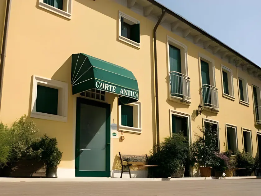 Albergo Corte Antica - Image 1