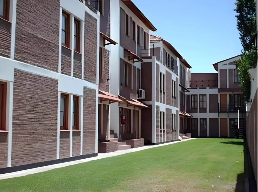 Muras Apart Hotel - Image 1