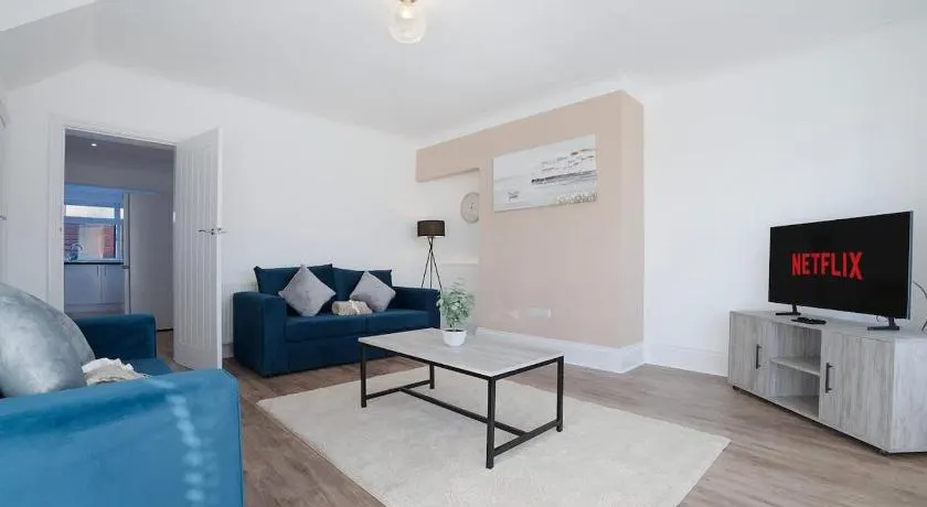 NEW! 2BR in Rowlington Terrace - Image 1