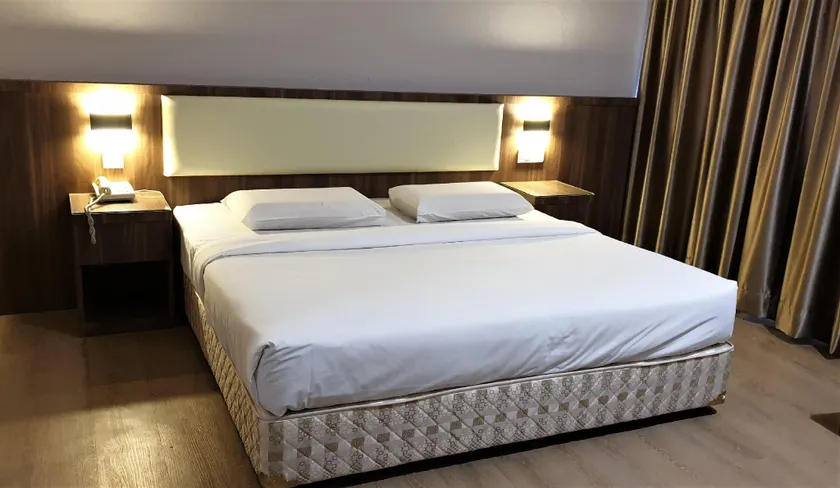 Hotel Samila - Image 1