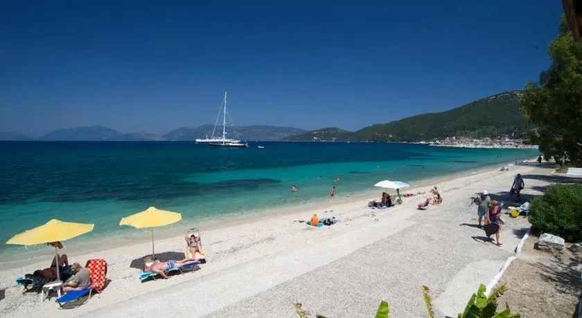 Happy Camp Mobile Homes in Camping Karavomilos Beach - Image 1