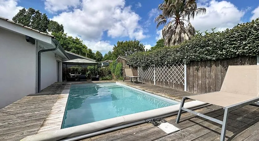 Maison sur le bassin d'Arcachon - Image 1
