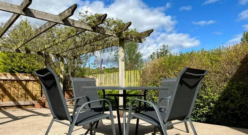 Bluebell Cottage - Image 1