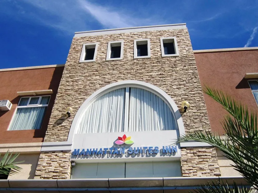 Manhattan Suites Inn - Image 1