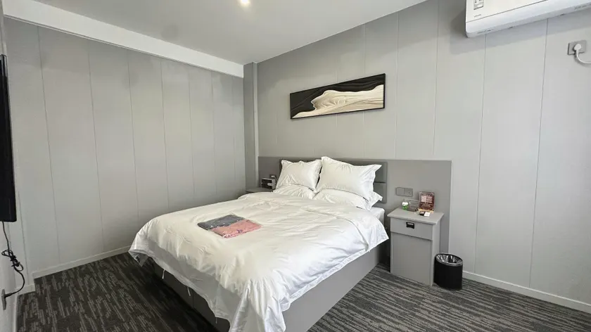 Poseidon Holiday Hotel (Xuanwu Avenue Branch) - Image 1