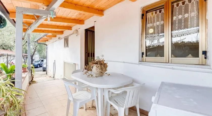 Charming apartment in Pisciotta, 37 m² with terrace - Image 1