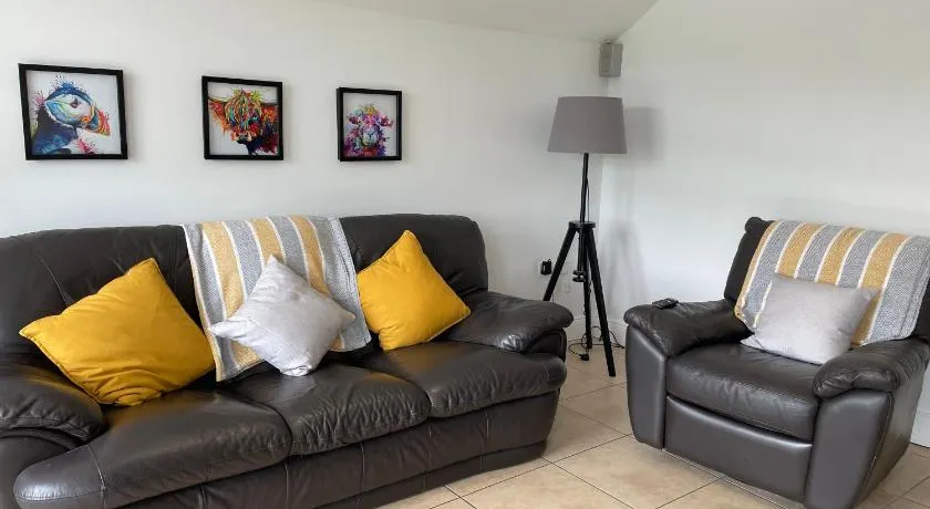 Luxury town centre stay Ballycastle - Image 1