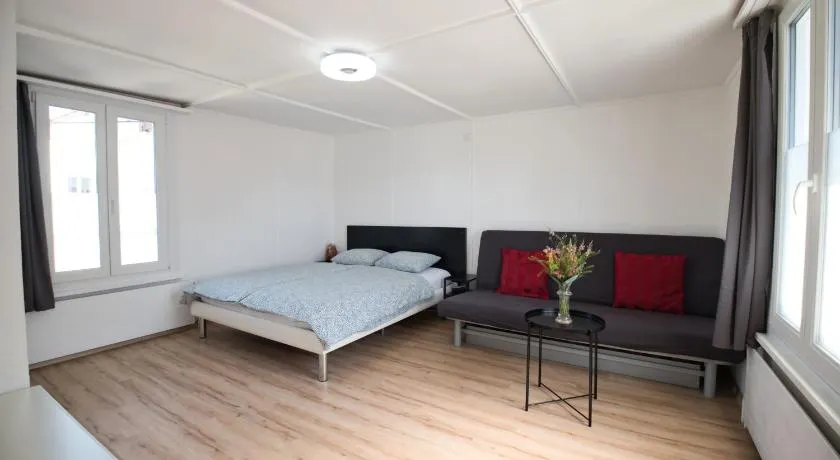 Lake Getaway Apartment with Private entrance, right on the Lake Constance cycle path, barbecue area, free wifi, Netflix and free bikes - Image 1
