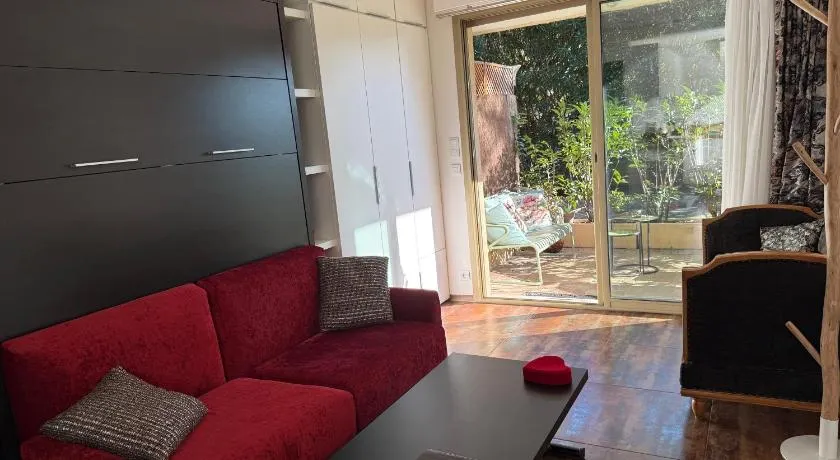 Studio tout confort au calme avec jardin proche Cannes - Image 1