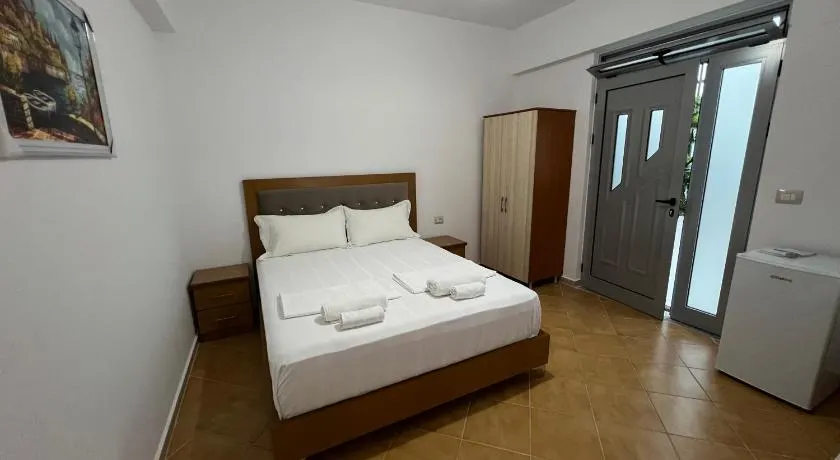 Anna Rooms - Image 1