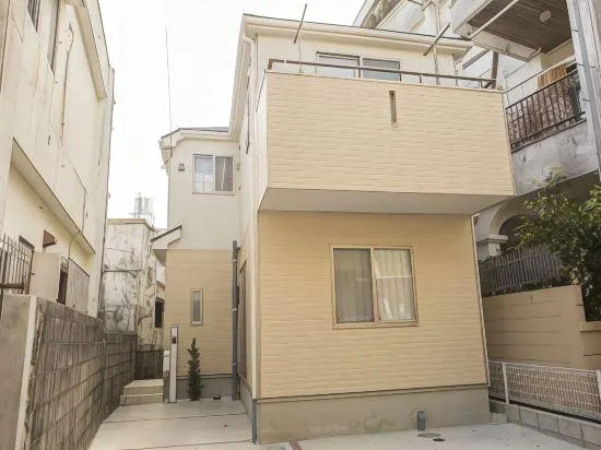 Cool Private Guesthouse  Uruma - Image 1