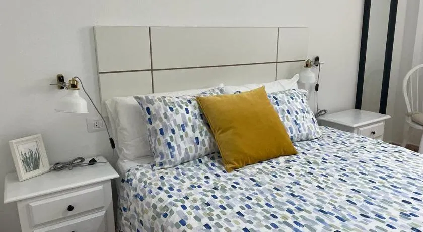 Central Apartment in La Laguna - Image 1