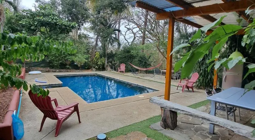 Casa Avi Fauna Nature & Saltwater Pool Restreat - Image 1