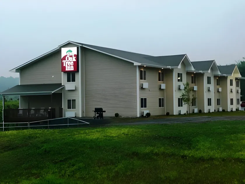 Travelodge by Wyndham Low Moor Near Covington - Image 1