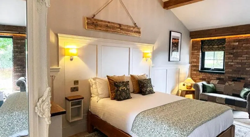 Accommodation Bristol Airport - Image 1