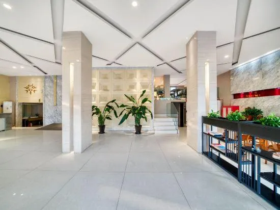 Home Inn Cloud Seasons (Tiantai Zhexi Old Street Branch) - Image 1