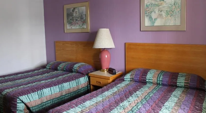 Motel 101 - Image 1