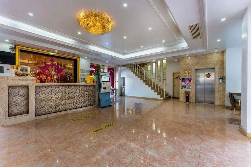 Aiqing Apartment Chain Hotel - Image 1