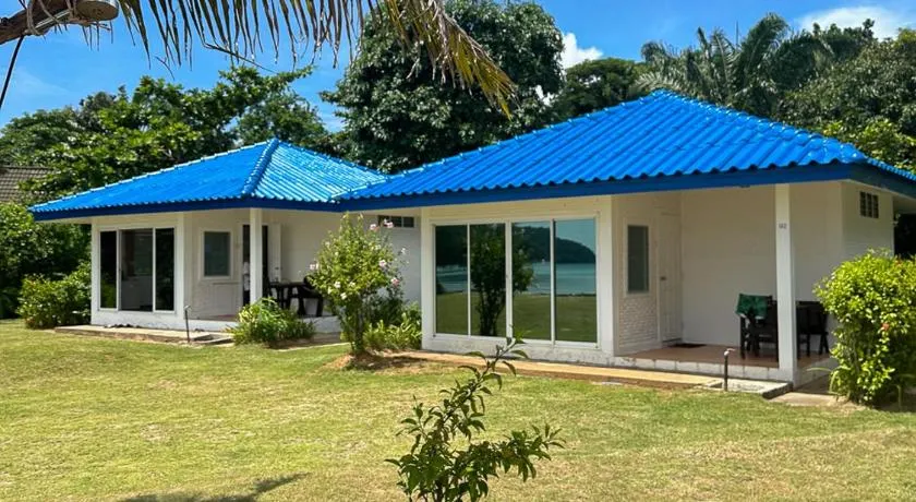Sabai Beach Resort - Image 1