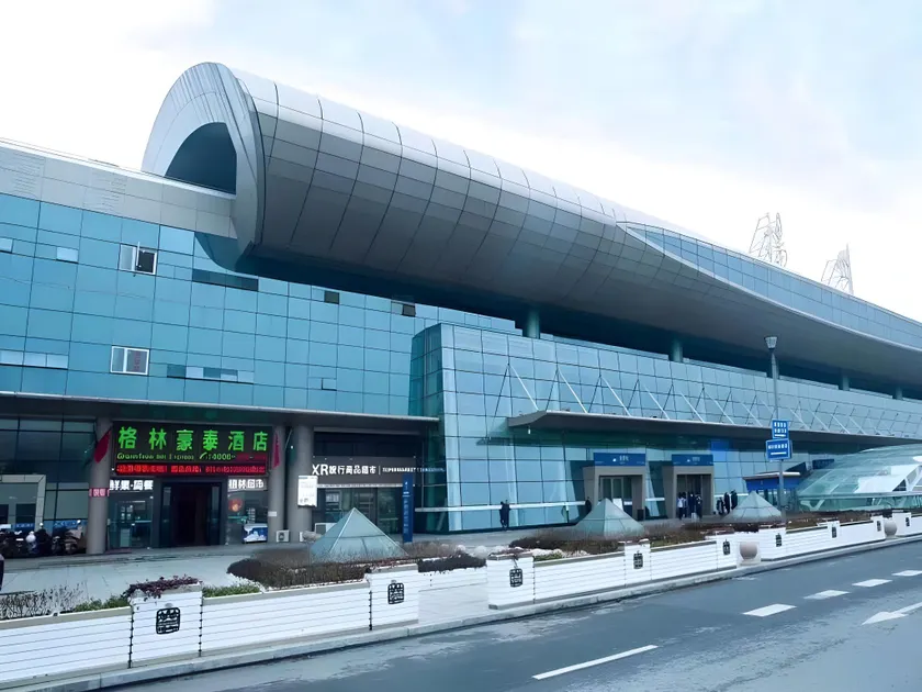 GreenTree Inn Yangzhou Railway Station Jinzhankou - Image 1