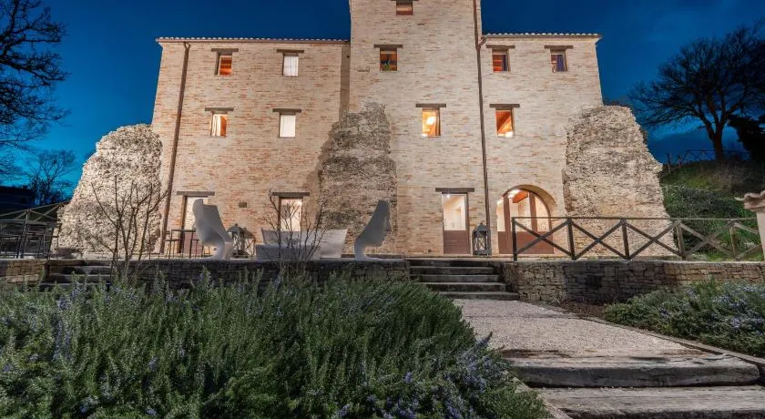 Porta Gemina History Lodge - Image 1