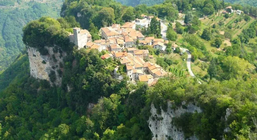 Tuscan Hilltop - Image 1