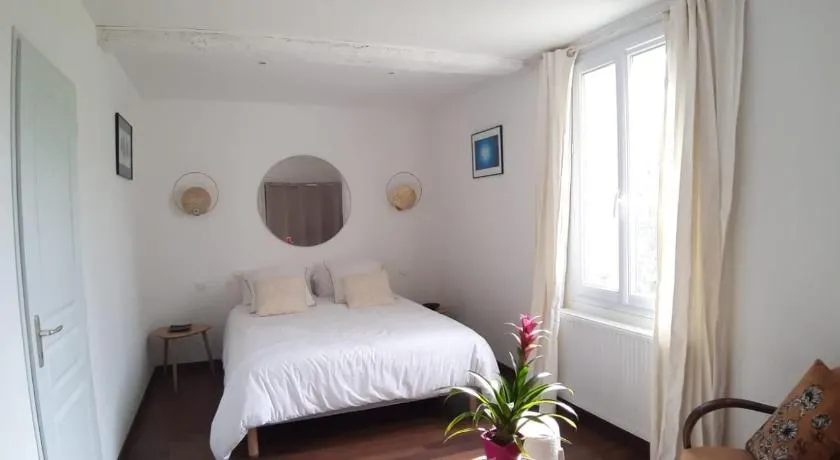 Chambres familiales dans une Jolie Maison Girondine - Image 1