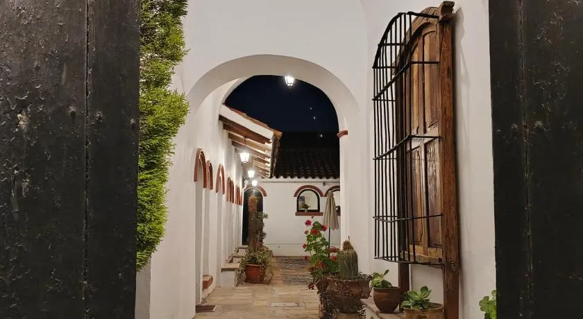 Colonial Hotel Boutique - Image 1
