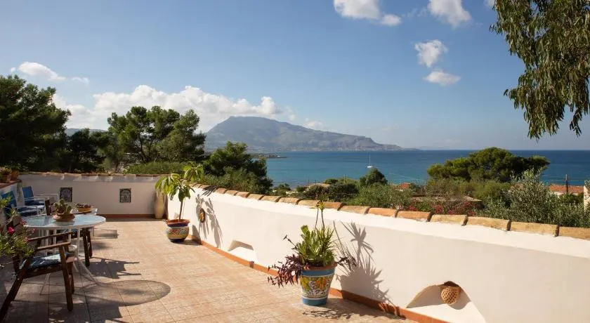 Villa sul mare Vista Tramonto - Image 1